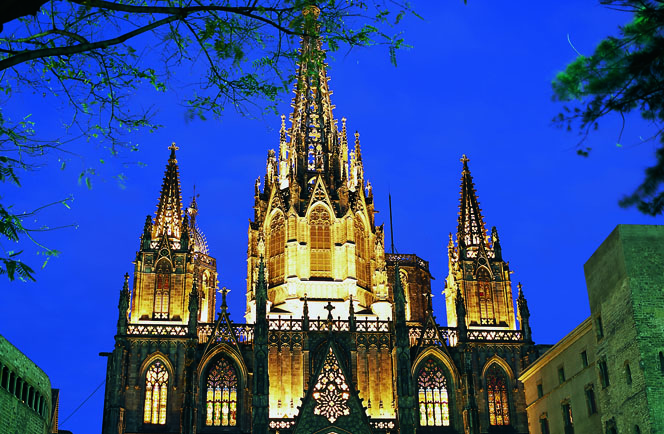 Ontdek Barcelona en de Pyreneeën De Ultieme Fly Drive Ervaring 1