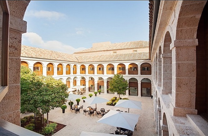 Fly Drive Paradores door Extremadura 4